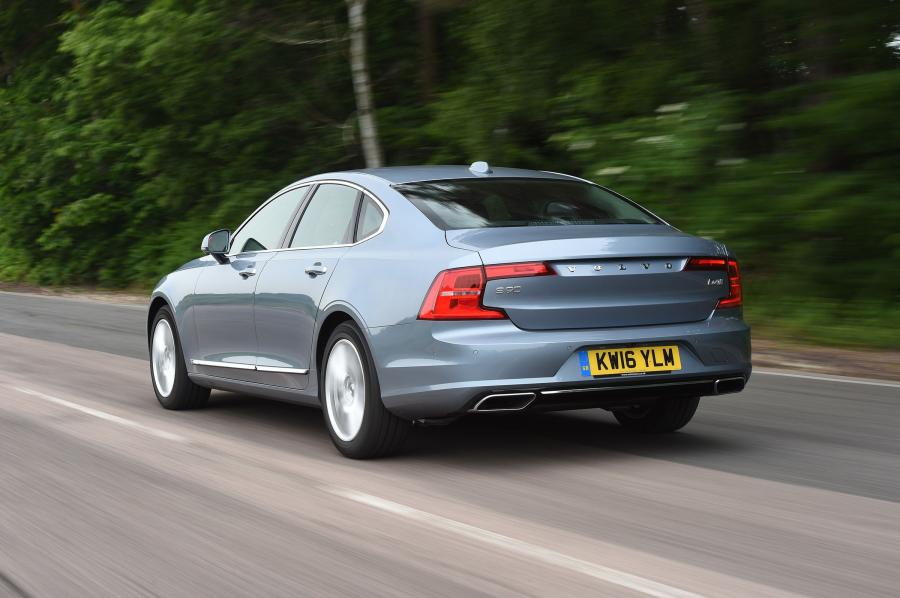  Volvo S90 D4 Inscription 2016 года  (UK) (фото 2 из 30)